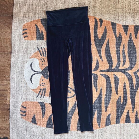 Spanx Navy Blue Velvet Leggings Shapewear Size L Winter Glam - Picture 2 of 6